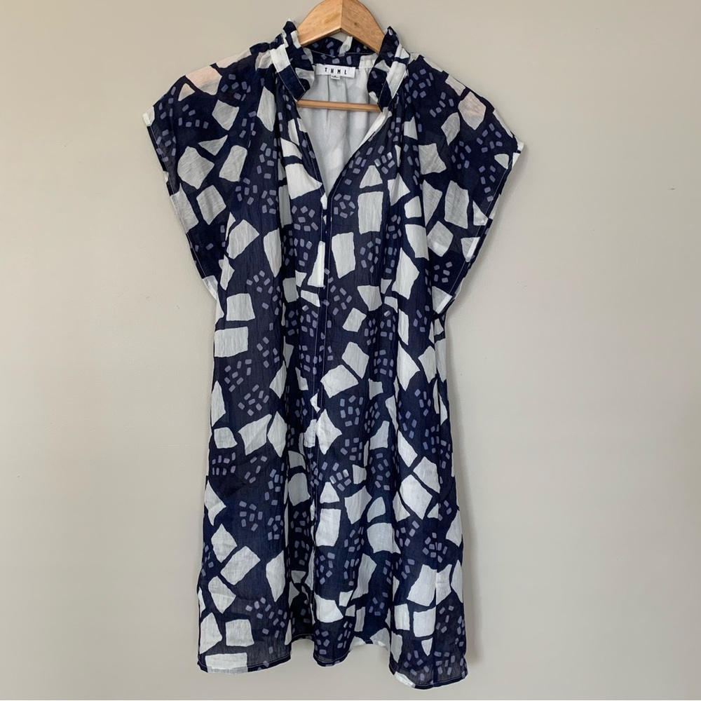 Women's THML Samantha Dress Geometric Print Navy &  White Ruffle V Neck  Small